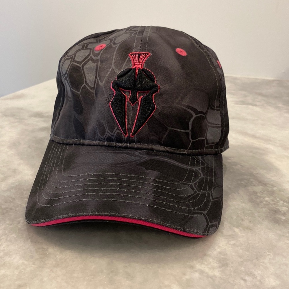 Athletic women’s Kryptek Spartan hat.